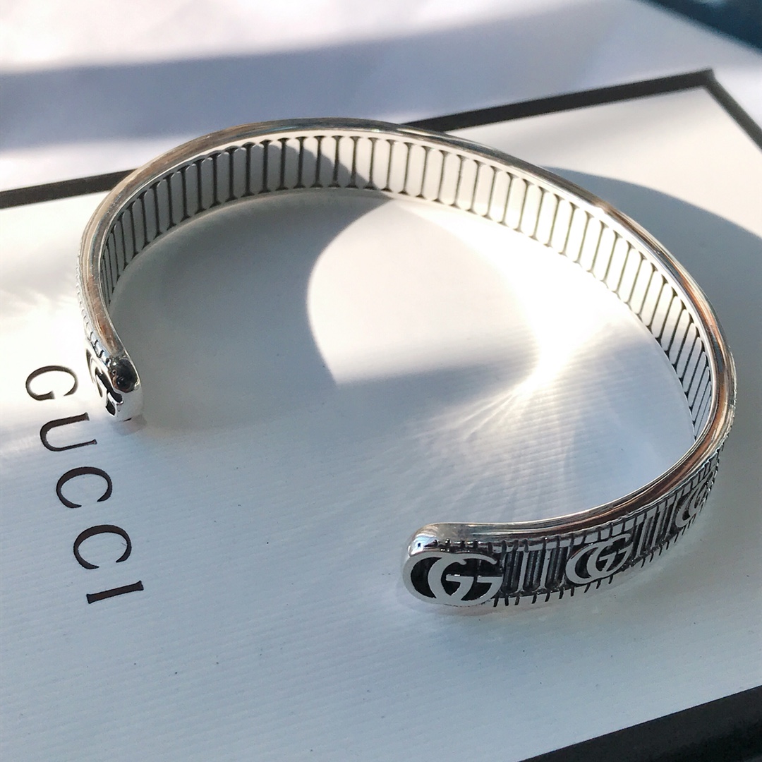 Double G Bracelet