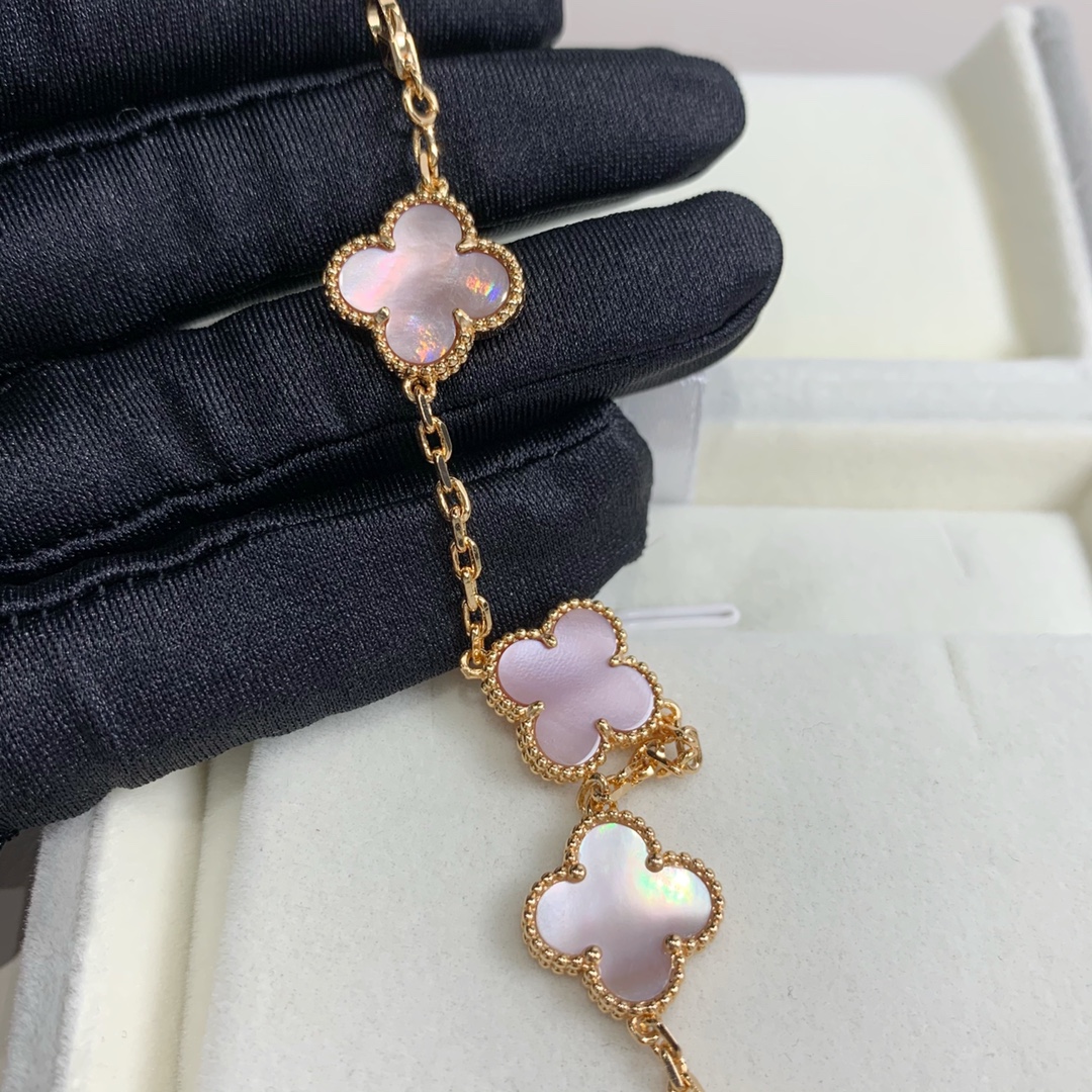 1.Alhambra Pink Mother-of-pearl 5 motifs Bracelet