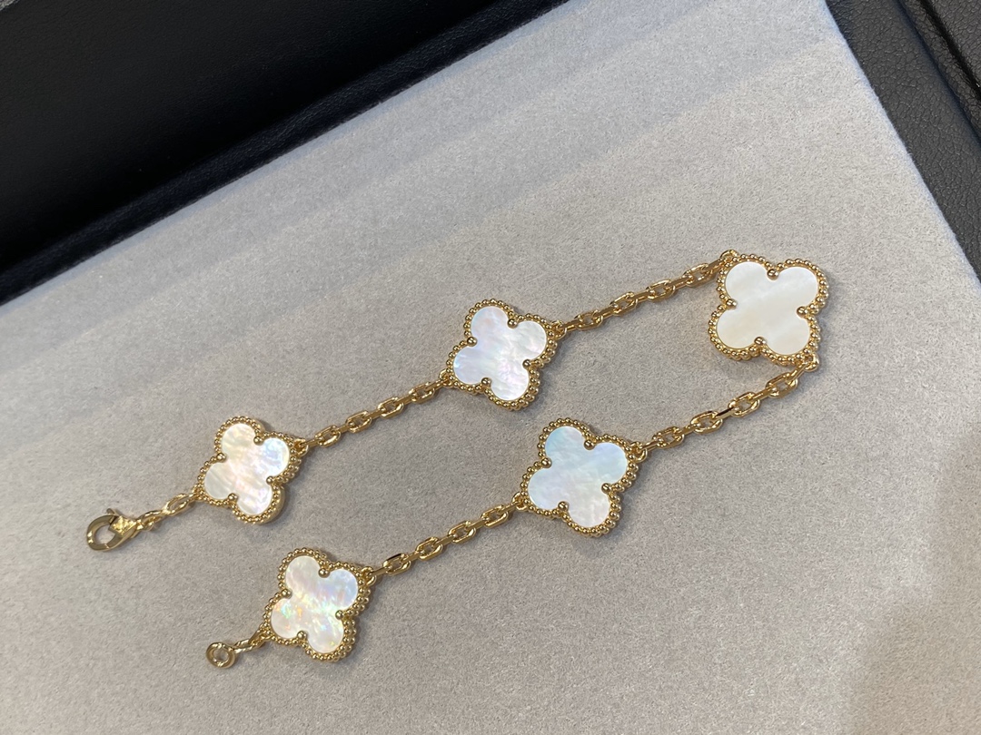 1.Alhambra Mother-of-pearl 5 motifs Bracelet