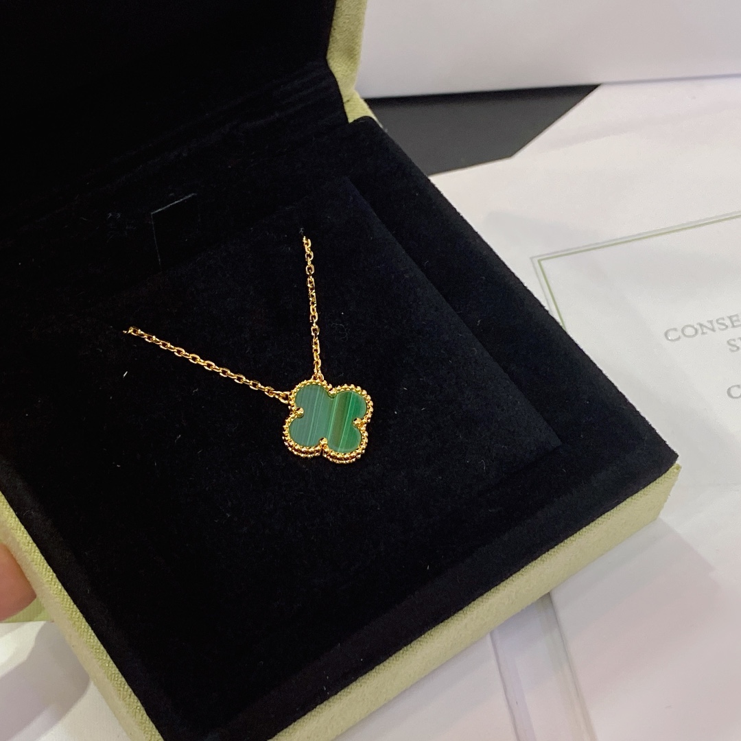 Alhambra Malachite 1 motif Necklace