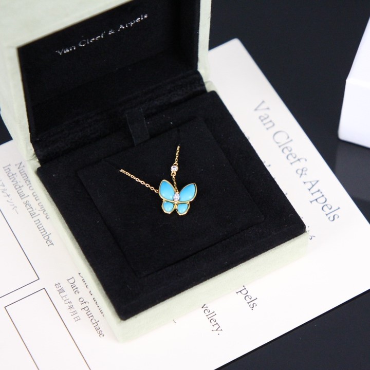 Sweet Butterflies Turquoise Pendant Necklace