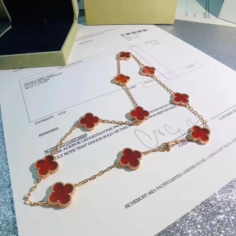 Alhambra Carnelian 10 motifs Necklace