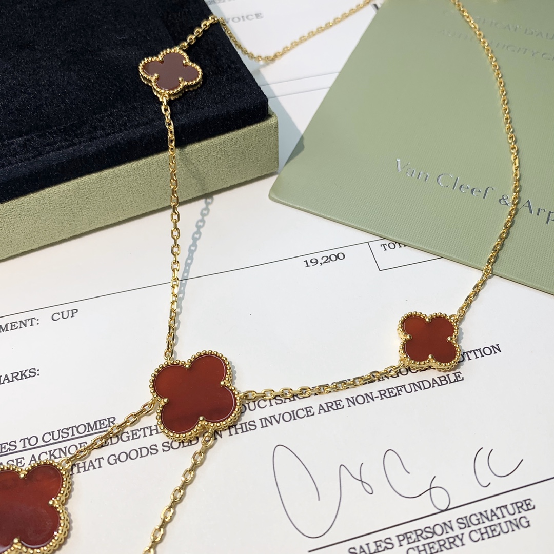 Alhambra Carnelian 6 motifs Necklace