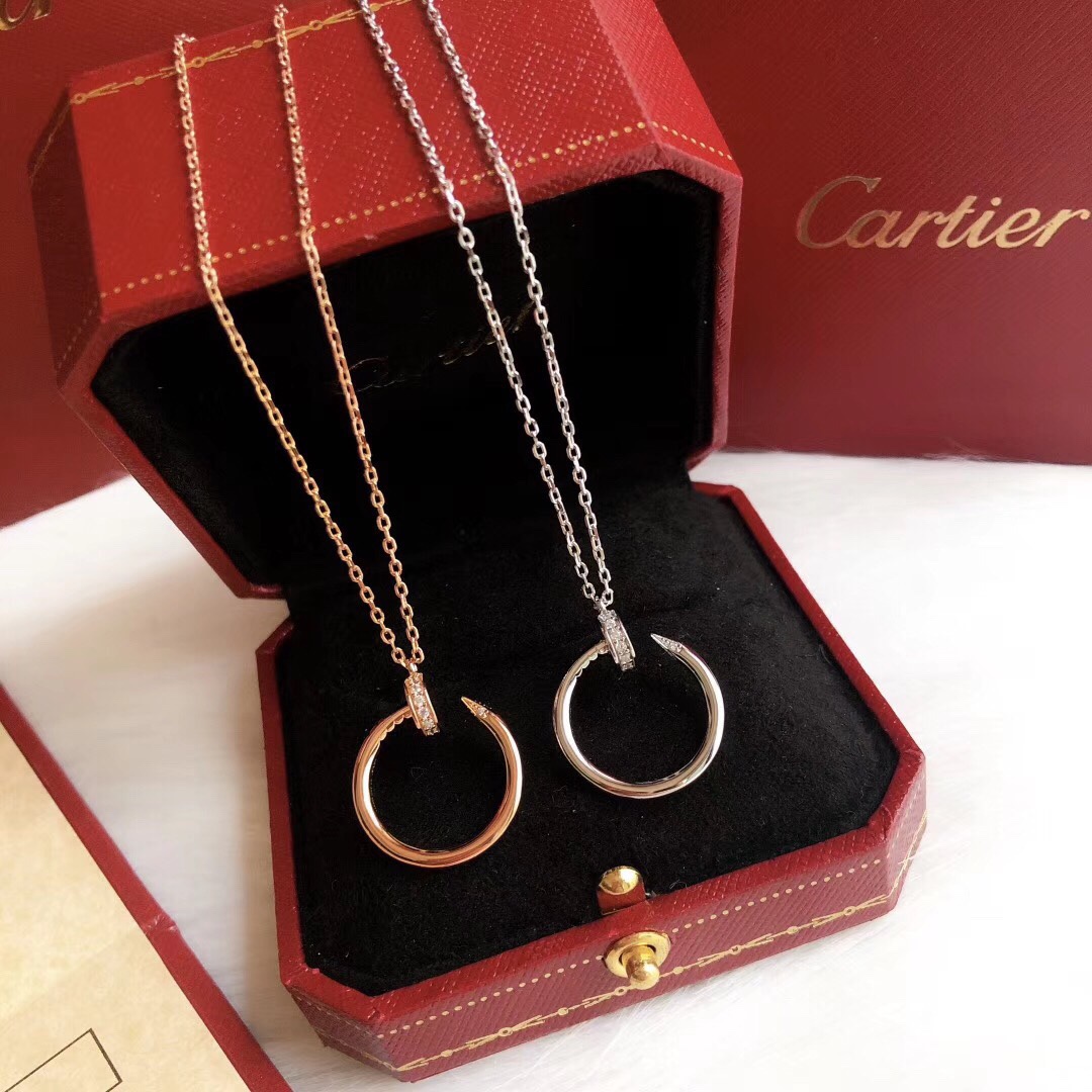 Juste un Clou Nail Pendant Necklace with Diamonds