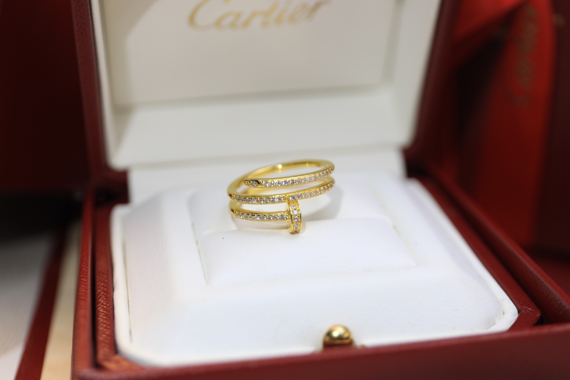 Juste un Clou Double Circle Nail Ring with full diamonds