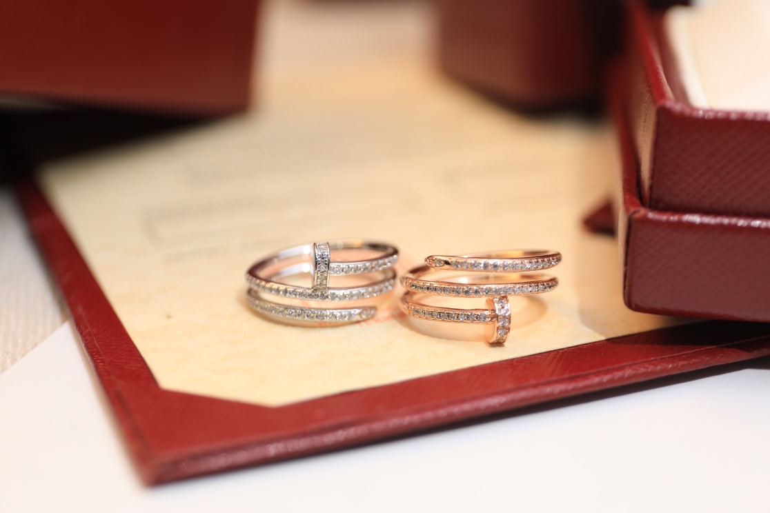 Juste un Clou Double Circle Nail Ring with full diamonds