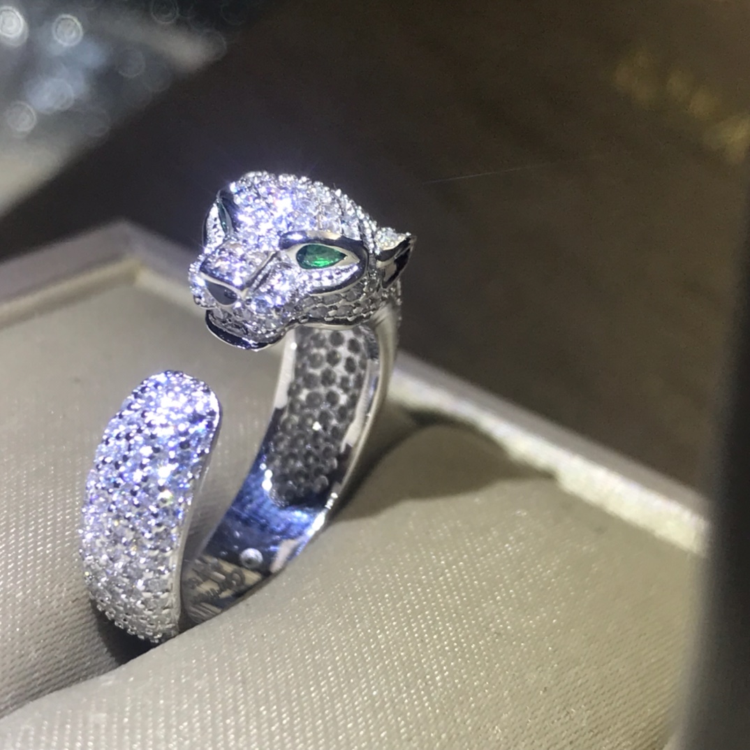Panther Ring with full diamonds