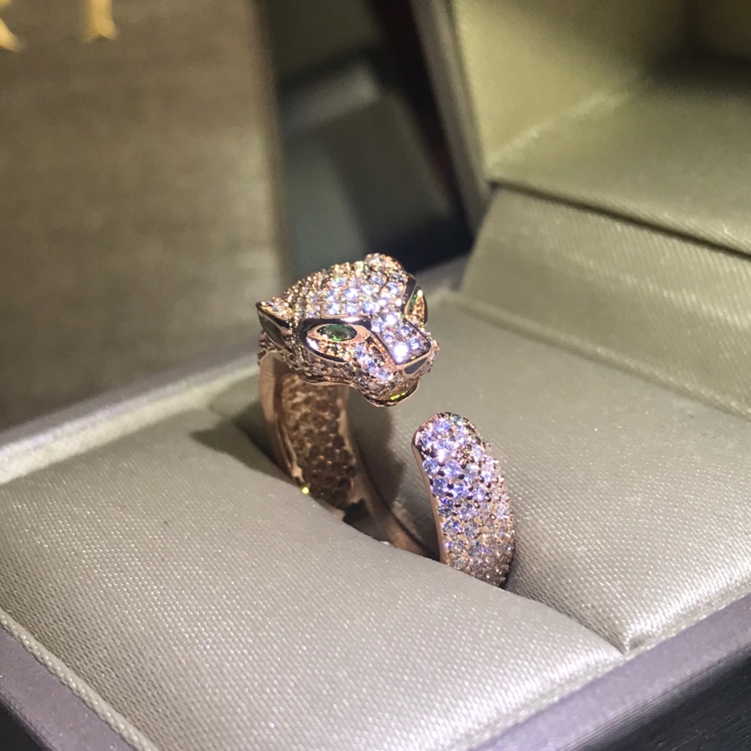 Panther Ring with full diamonds