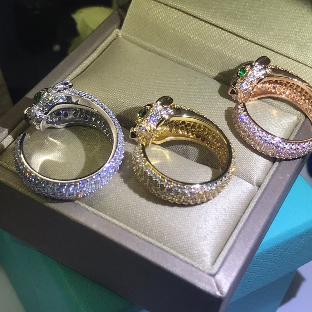 Panther Ring with full diamonds