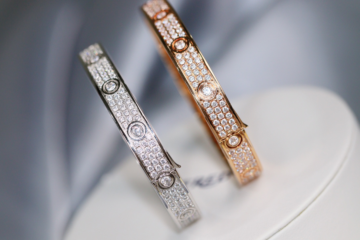 Love Bracelet,paved diamonds and 10 Diamonds