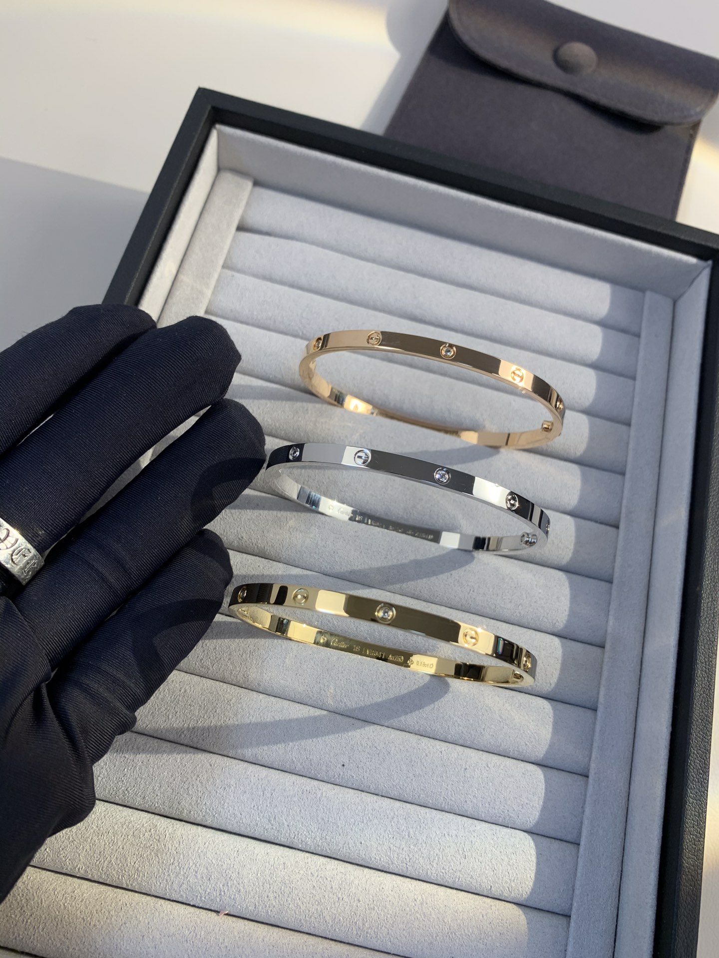 Love Bracelet with 6 Diamonds thin version