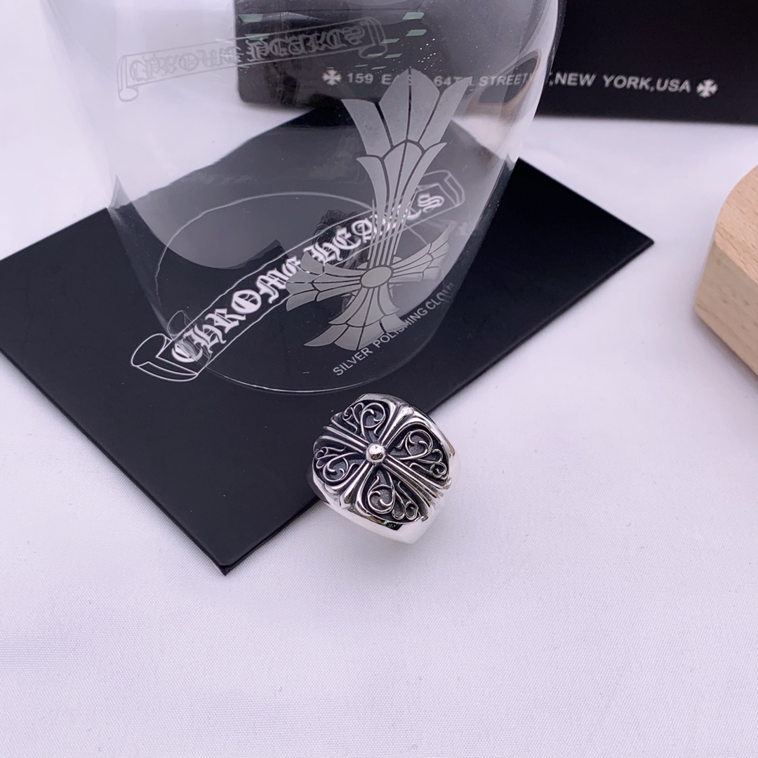 Oval Cross Ring