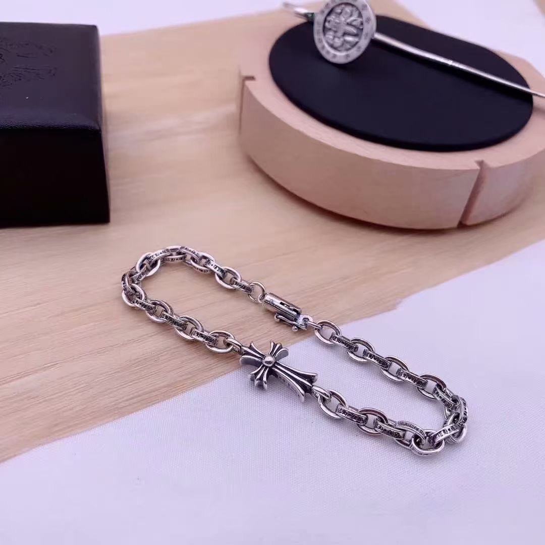 Cross Paper Chain Bracelet