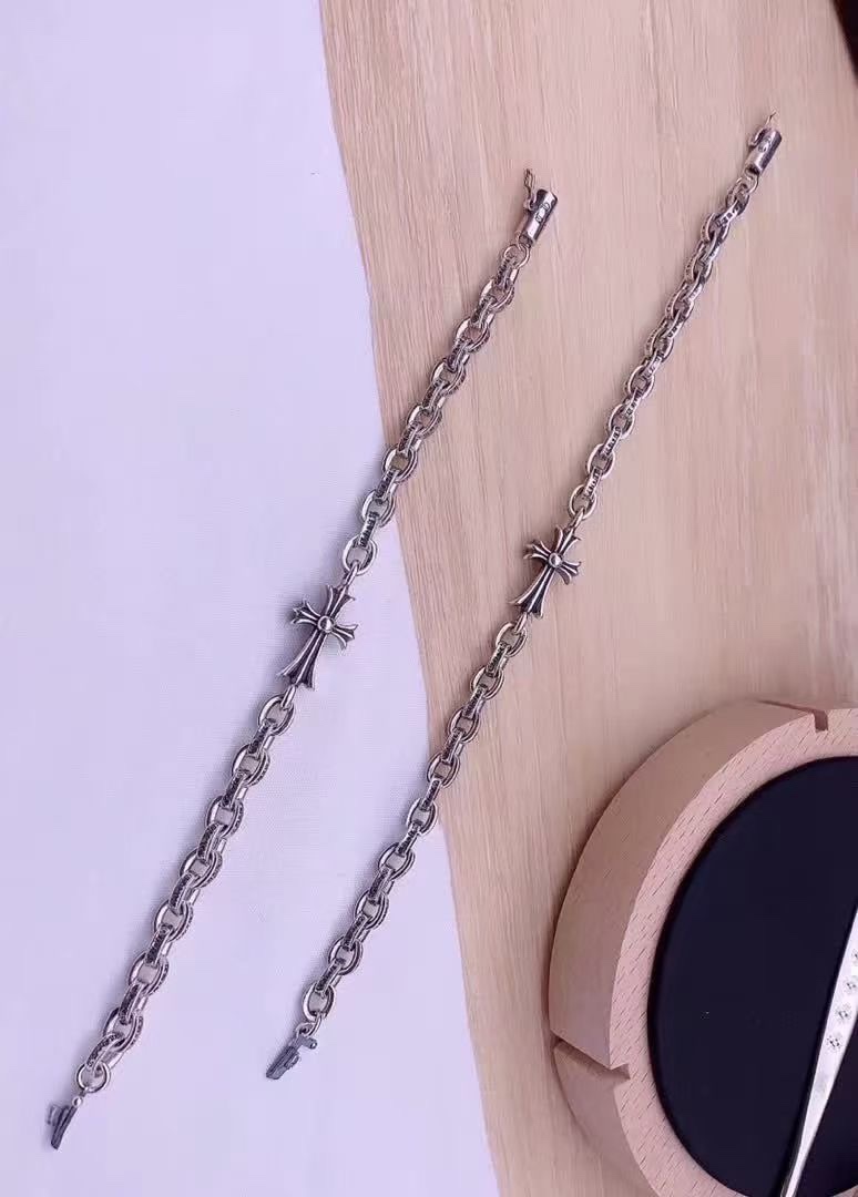 Cross Paper Chain Bracelet