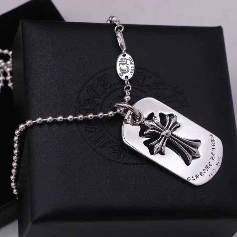Hanging tag pendant Necklace
