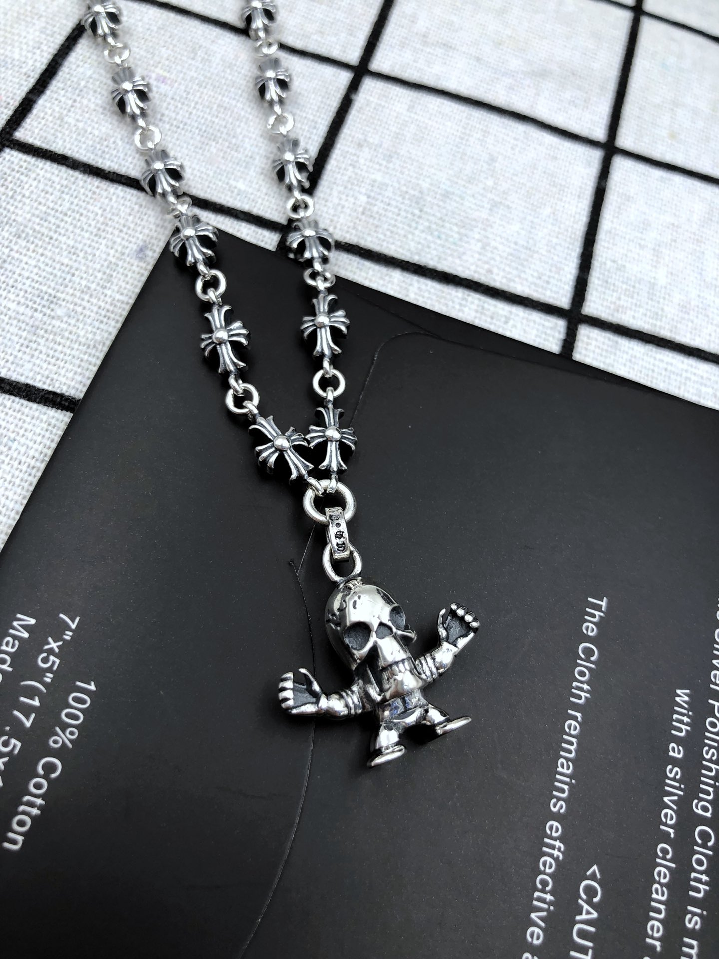 Skull Cross Pendant Necklace
