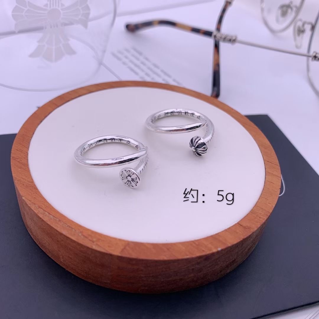 Nail Ring