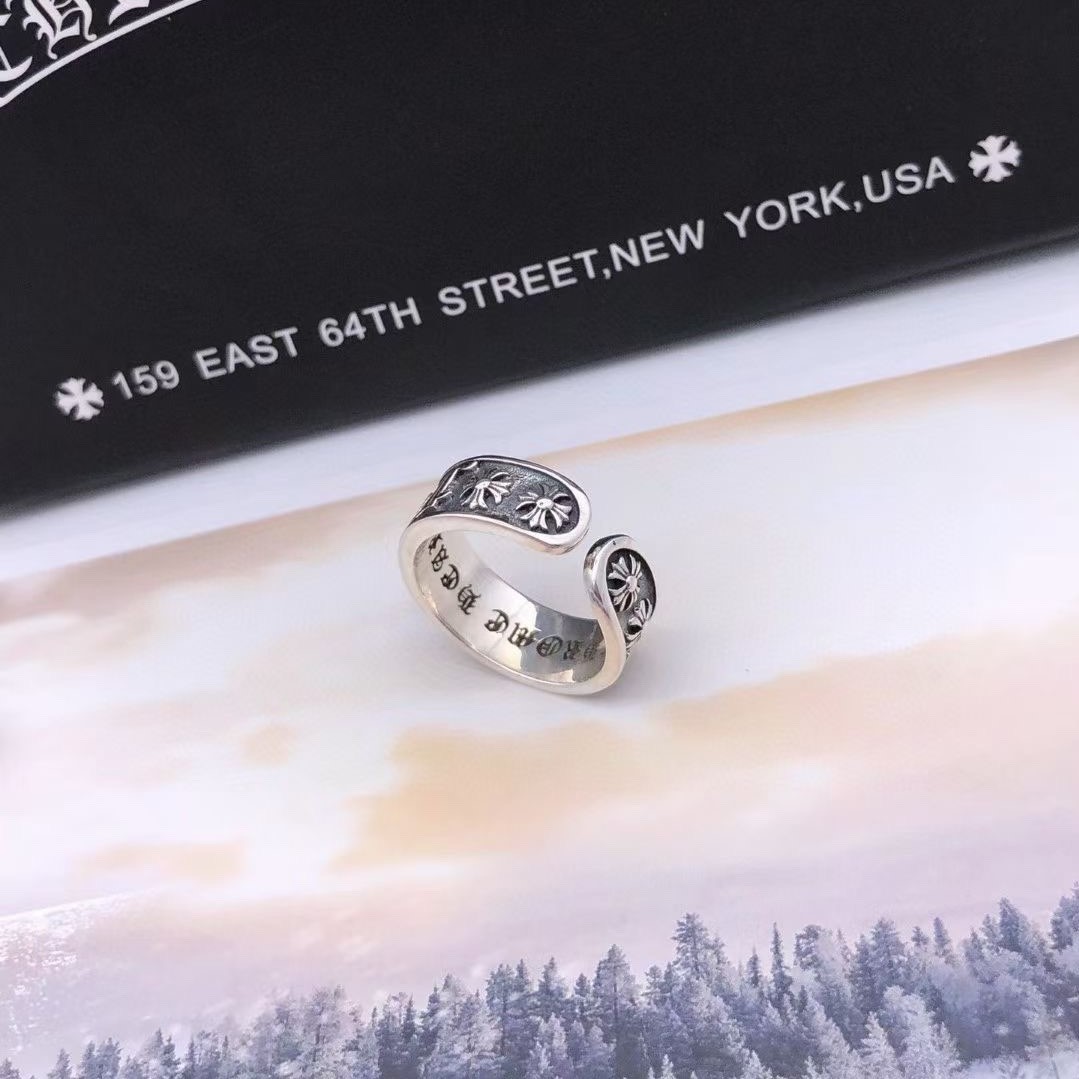 Cross Pattern Ring