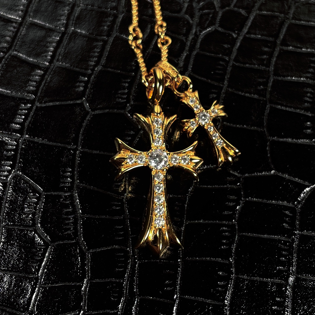 22k Double Cross Pendant Necklace