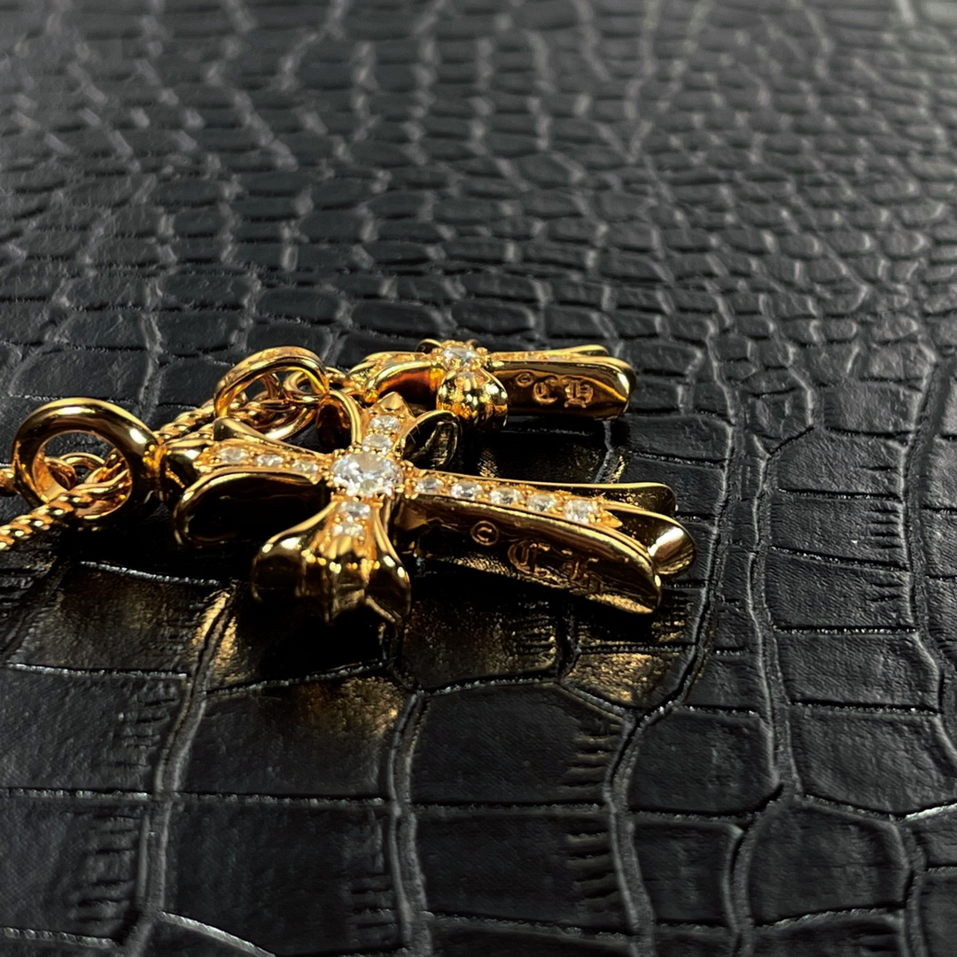 22k Double Cross Pendant Necklace