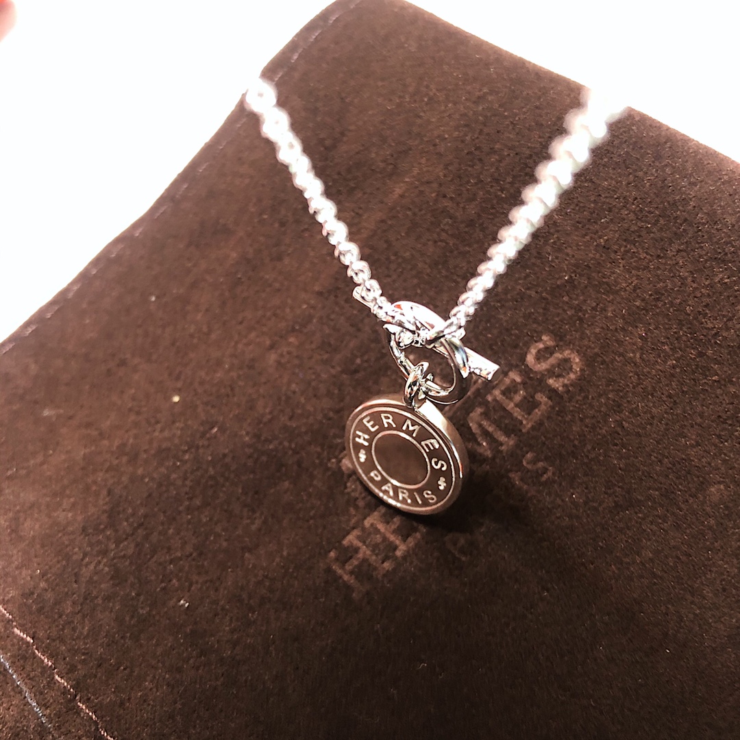 Coin Pendant Necklace