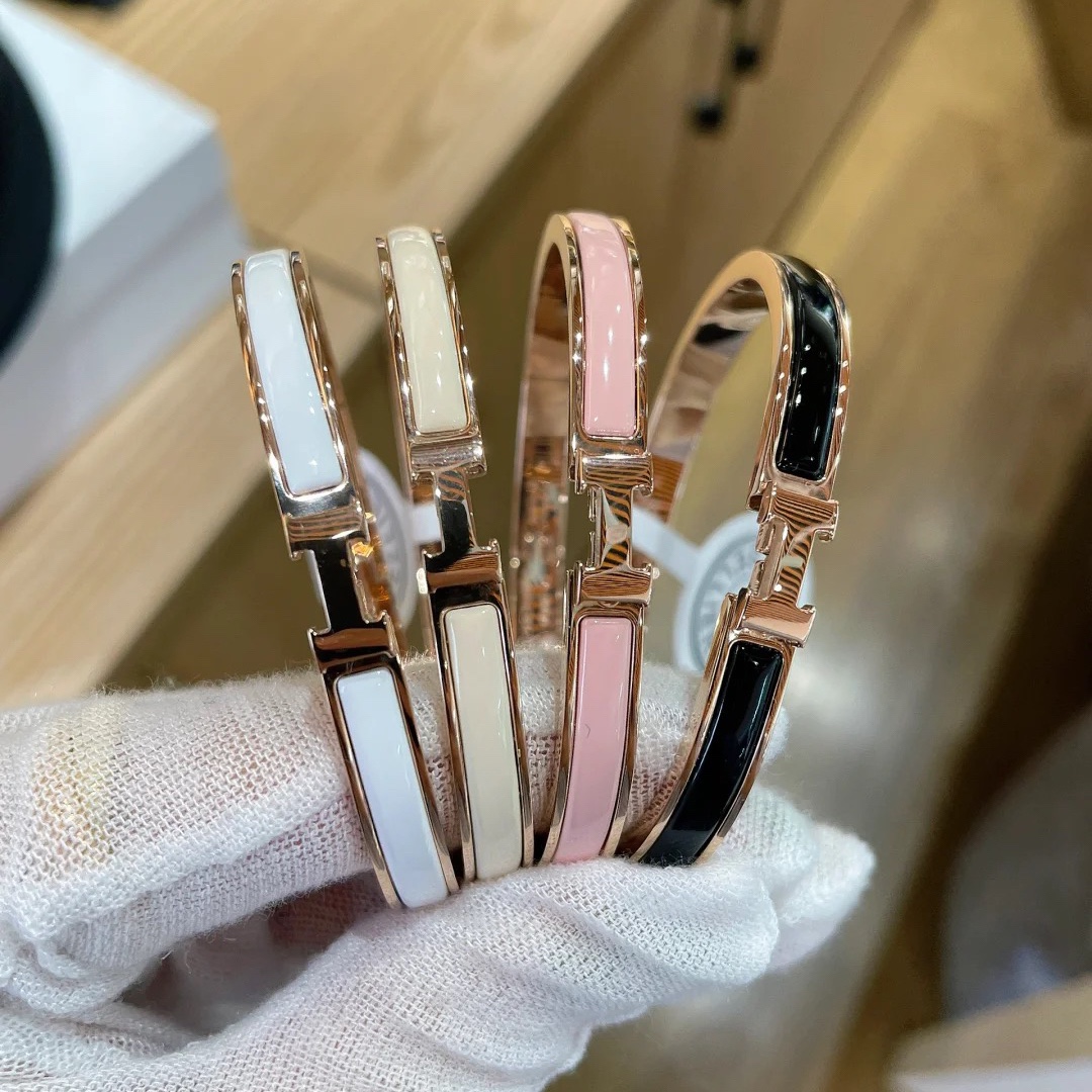 Clic HH Thin Bracelet Collection