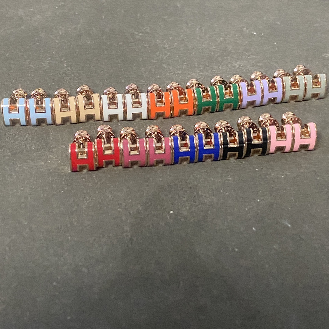 H Earrings Collection
