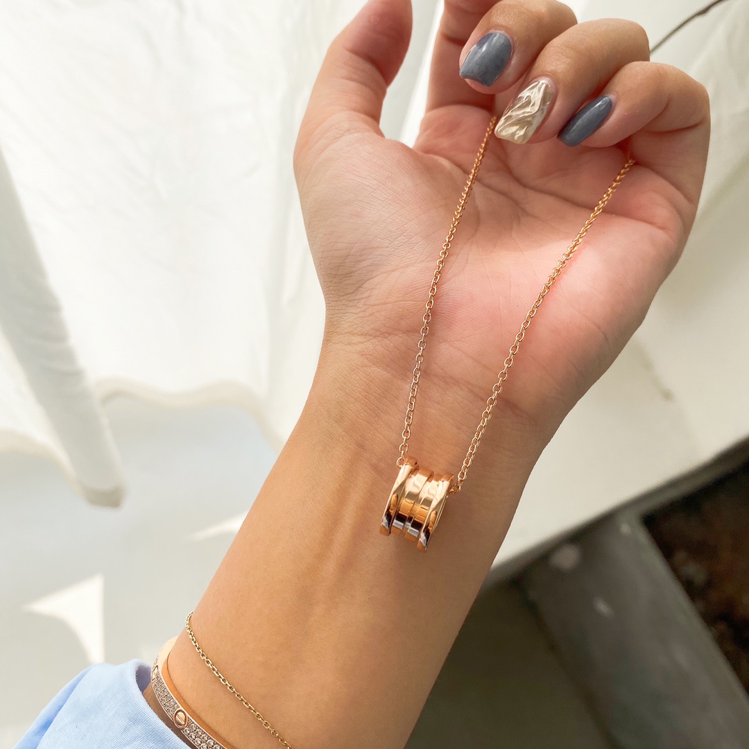 B.zero Spring Necklace with Diamonds