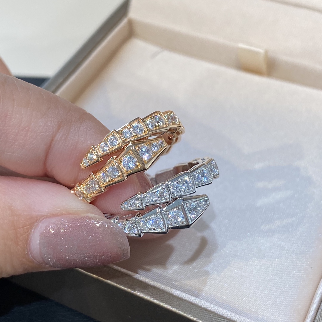 Serpenti Two Rows Snake Shape Ring Full Diamonds