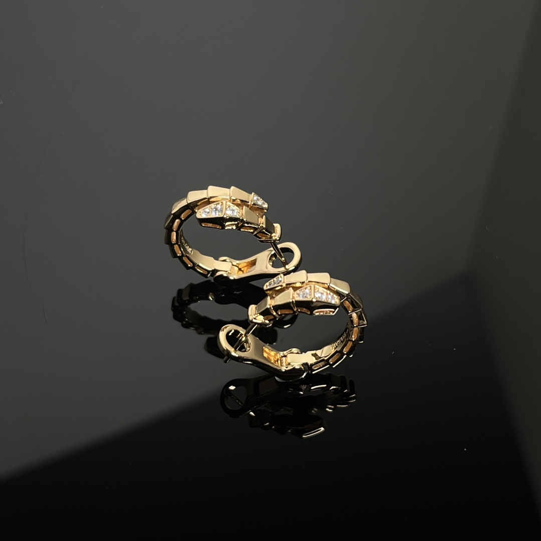 Serpenti Earrings with Diamonds