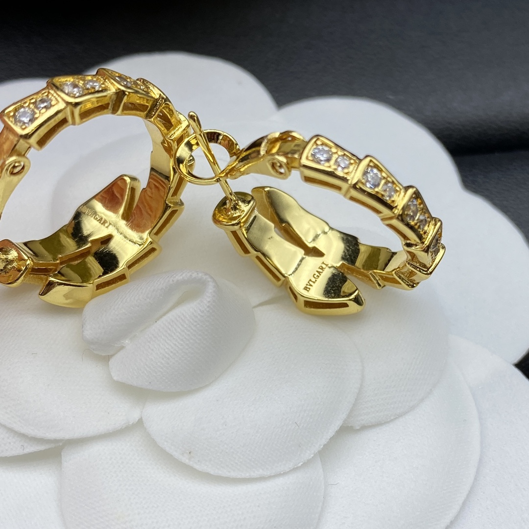Serpenti Earrings with Full Diamonds