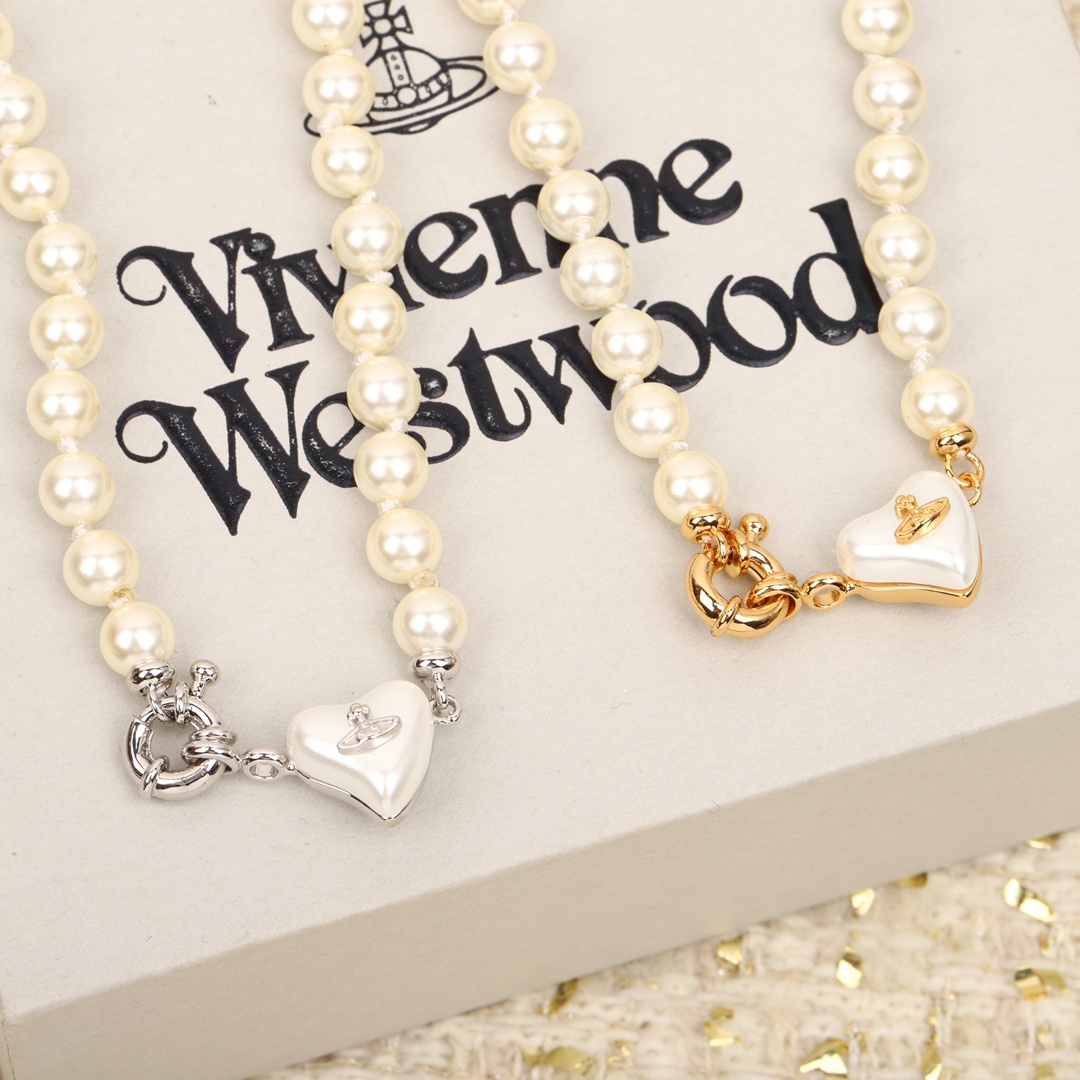 Heart Pendant Necklace