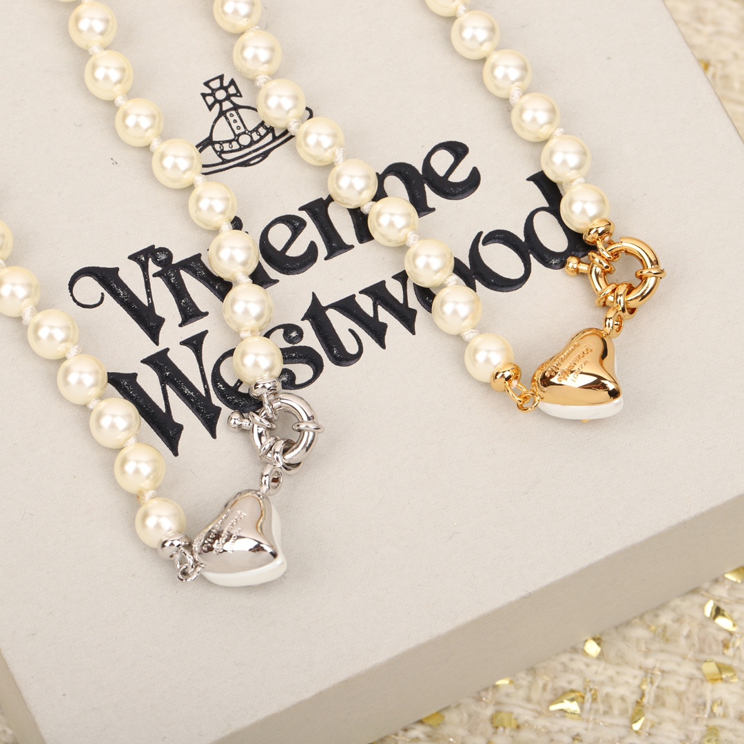 Heart Pendant Necklace