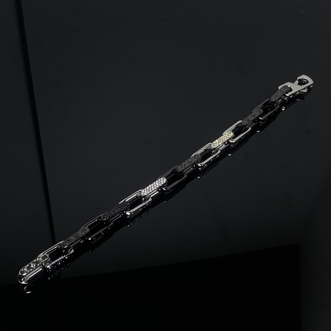 Black and Silver Bamboo Necklace