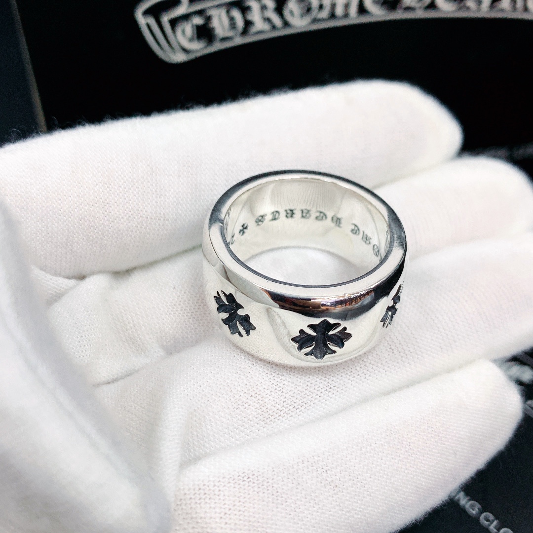 Wide Concave Cross Ring