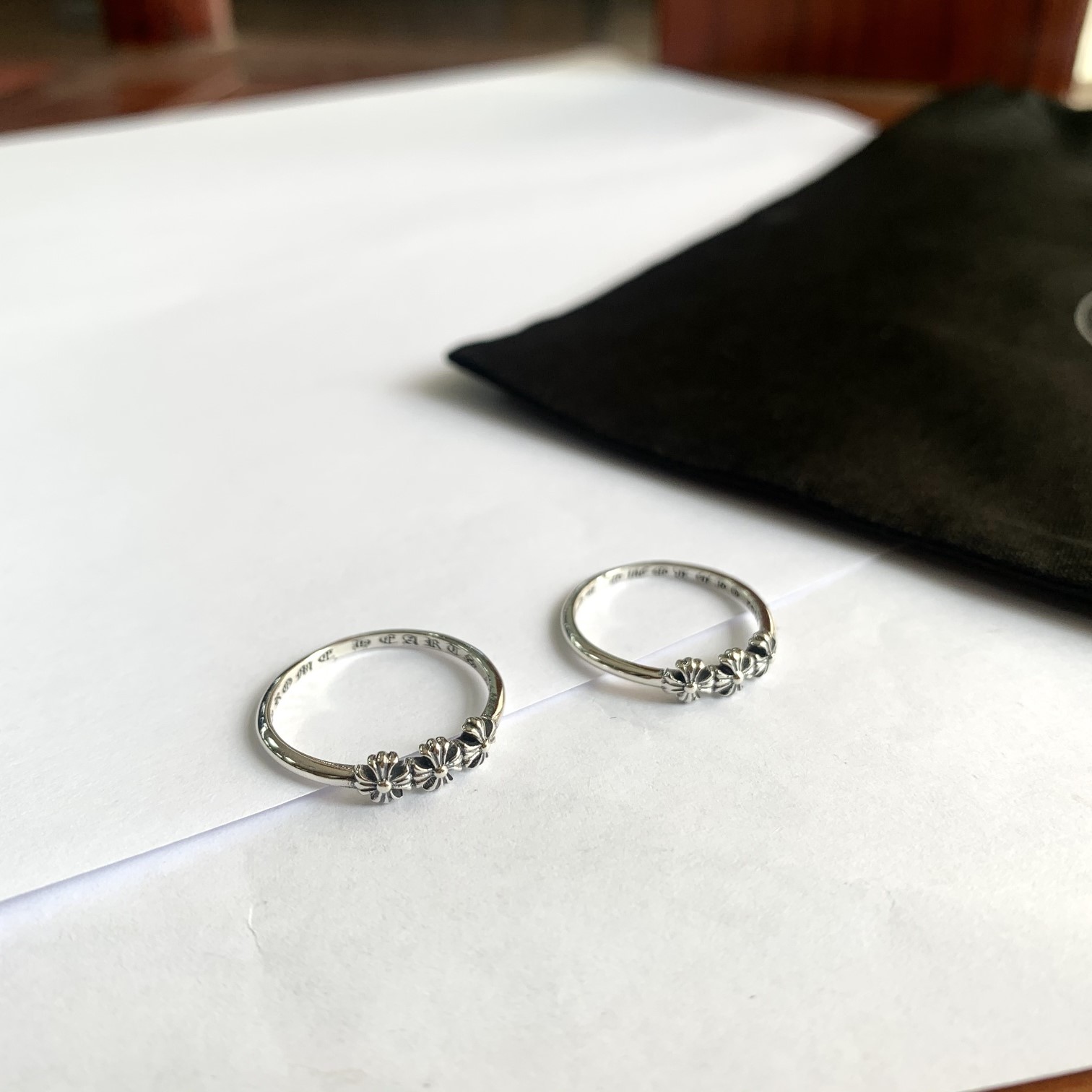 Three Flower Cross Ring
