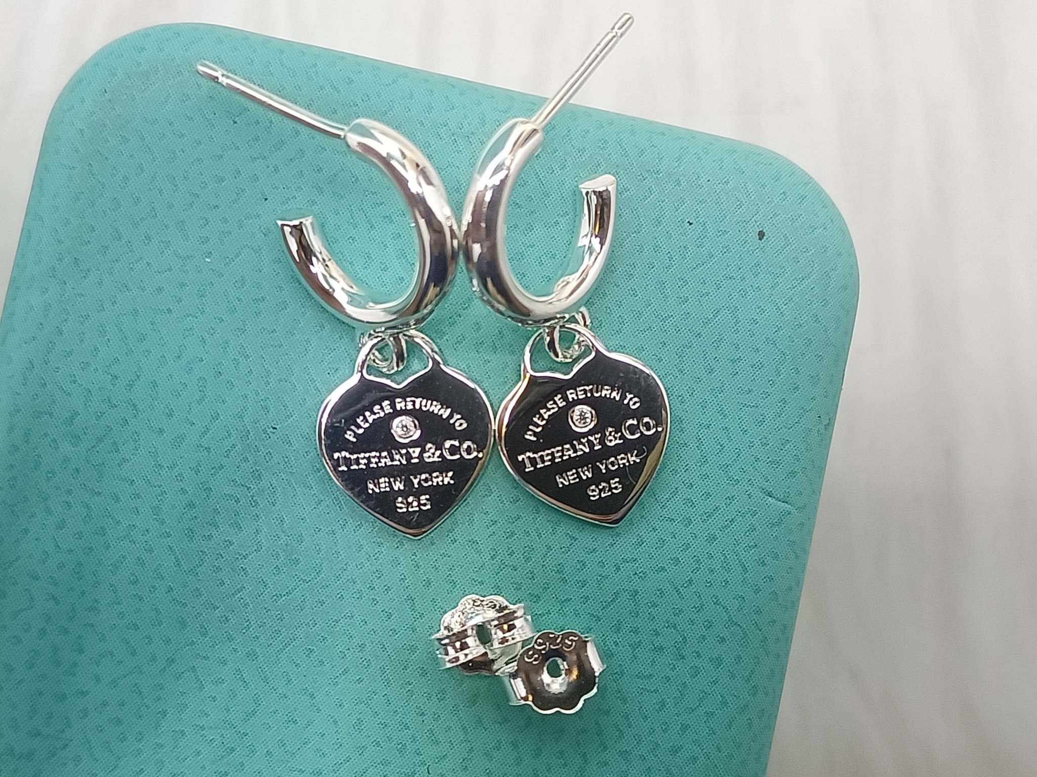 Heart Earrings with Diamonds
