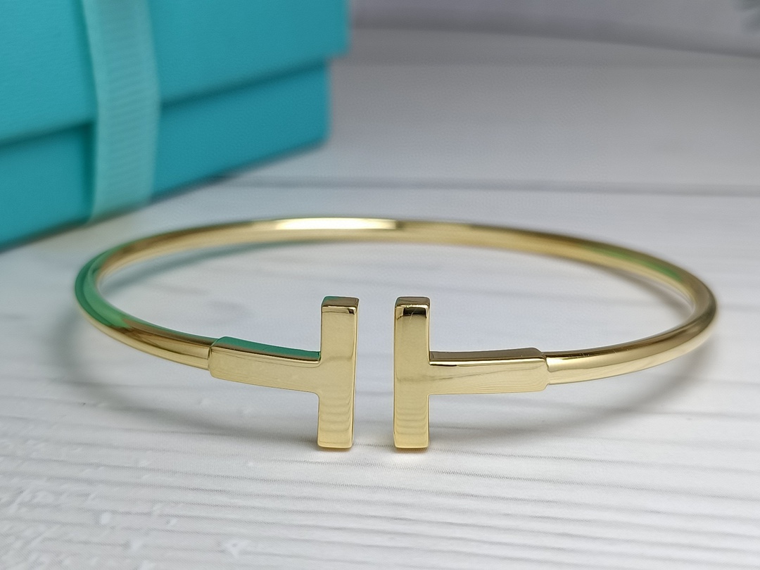 Double T Bracelet without Diamonds