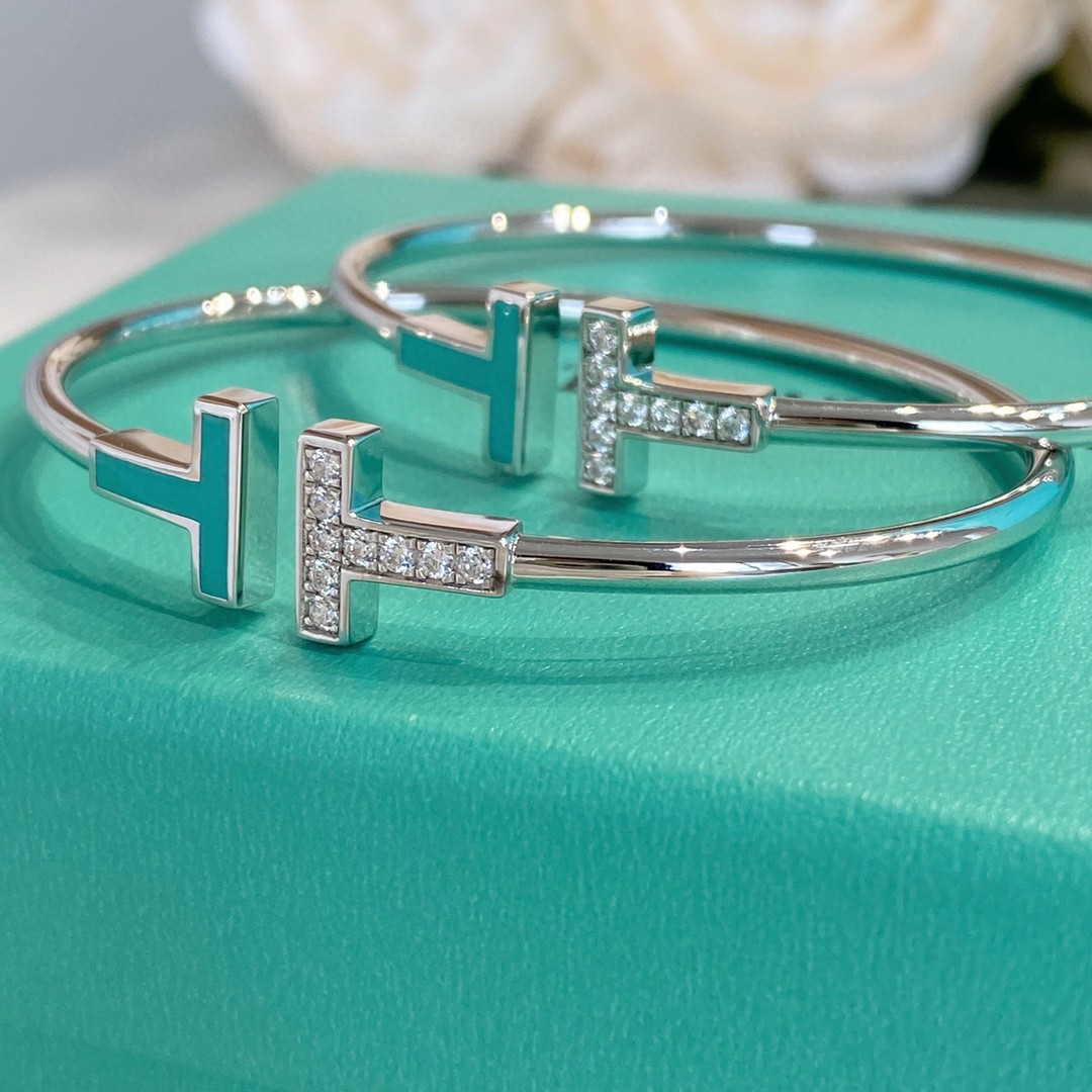 Turquoise T Bracelet with Diamonds