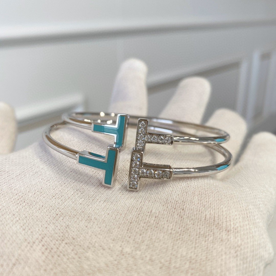Turquoise T Bracelet with Diamonds