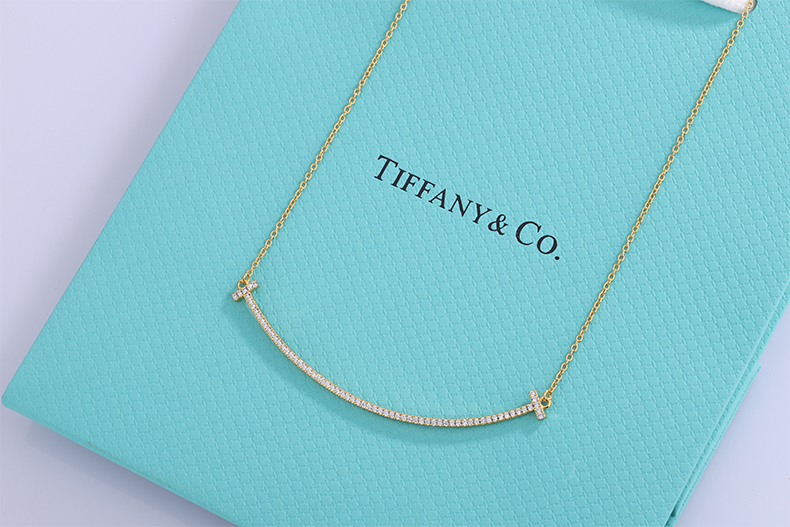 Smile Pendant Necklace with Diamonds