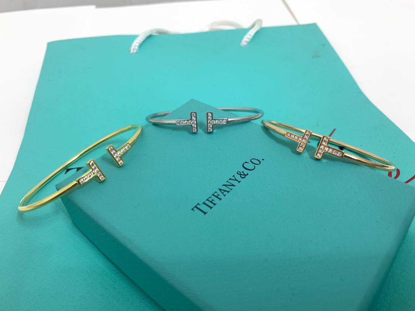 Double T Bracelet with Full Diamonds