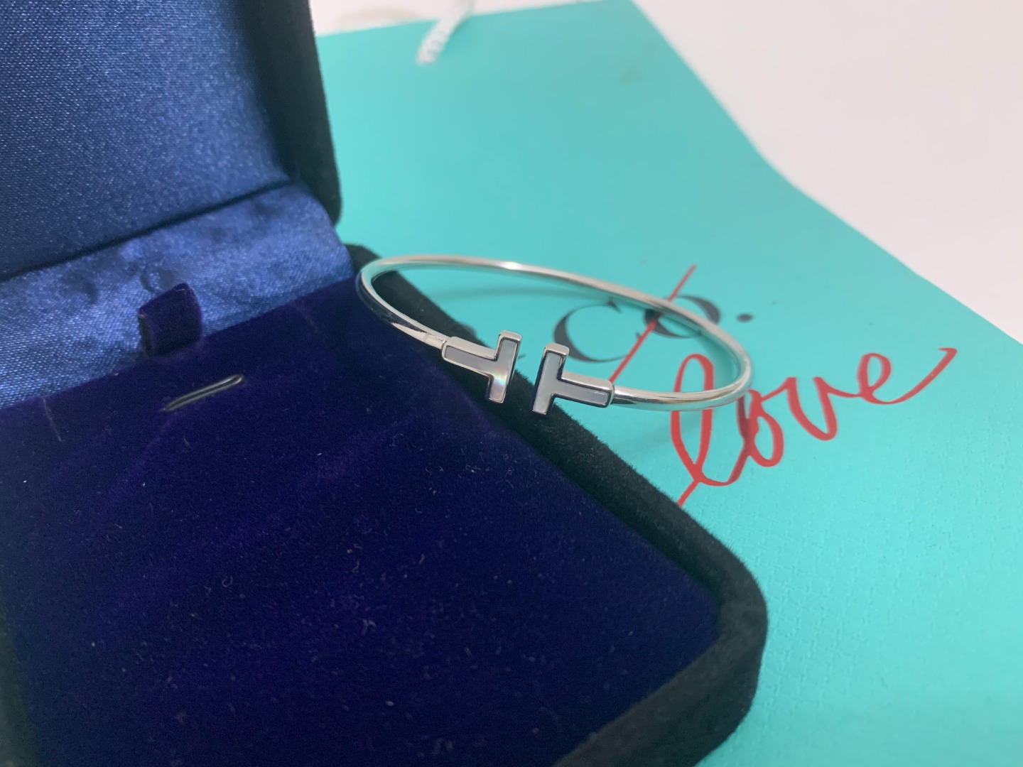 Mother of Pearl T Bracelet