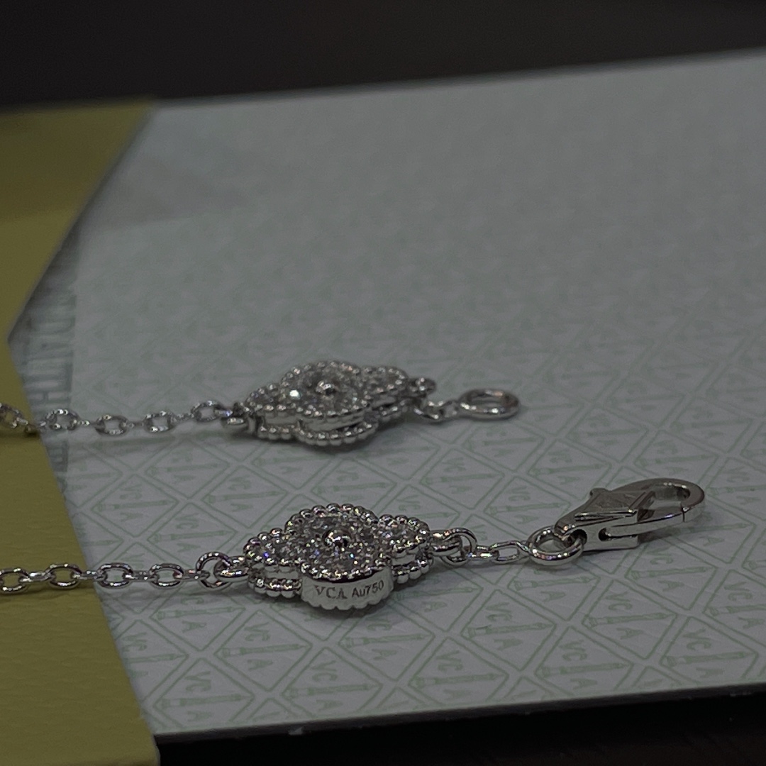 Alhambra 6 Motifs Bracelet with Full Diamonds