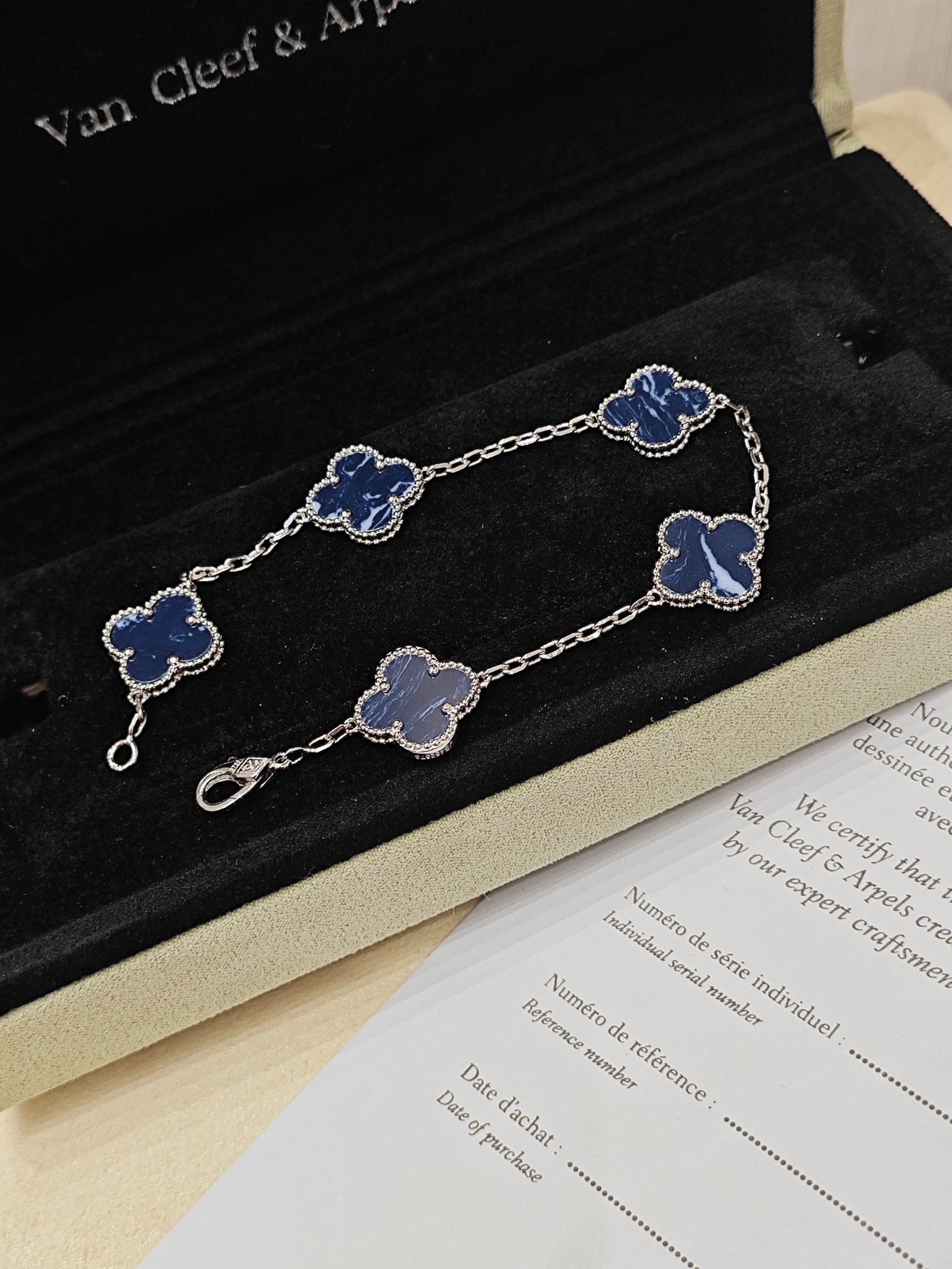 1.Alhambra Peter Stone 5 motifs Bracelet