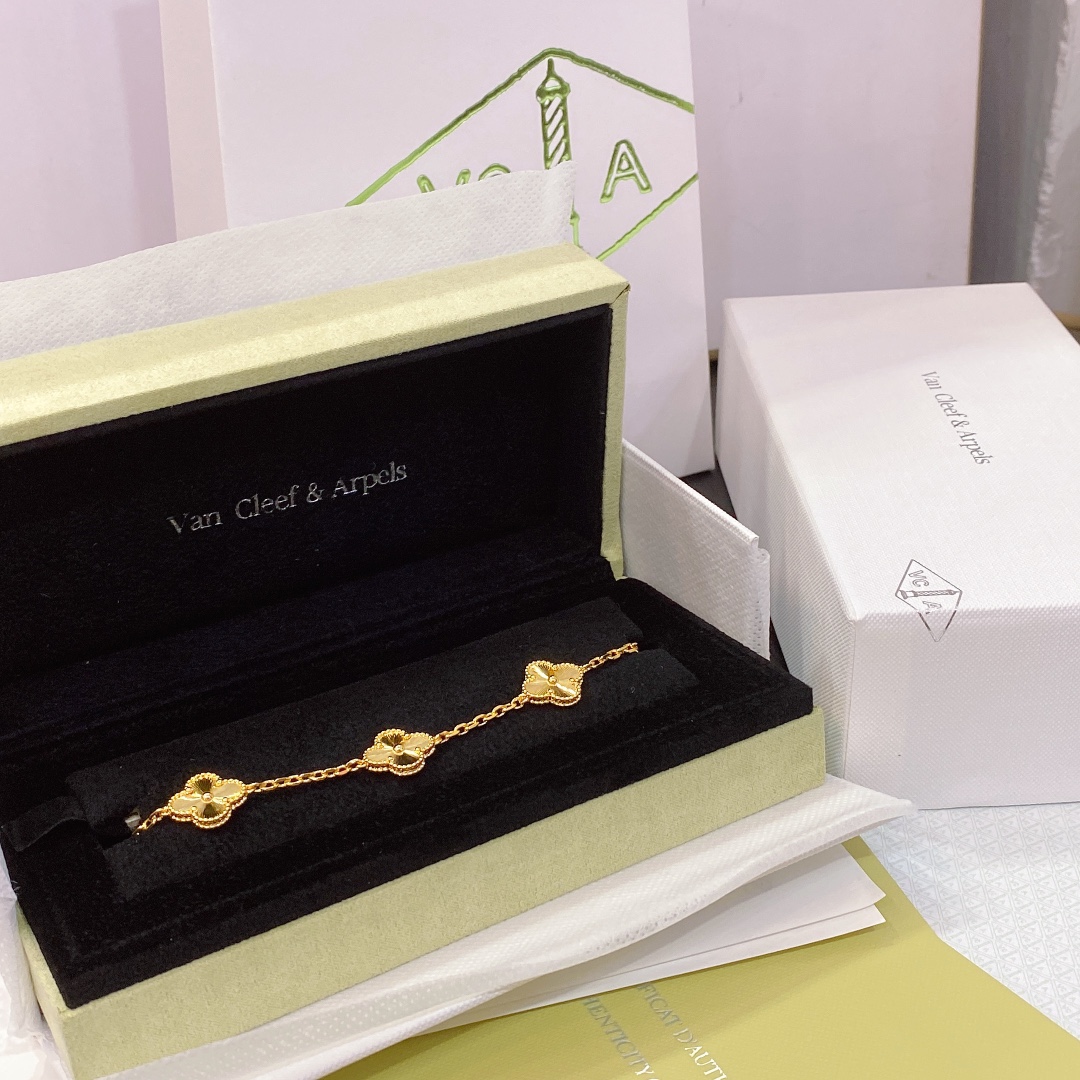 1.Alhambra Laser 5 motifs Bracelet