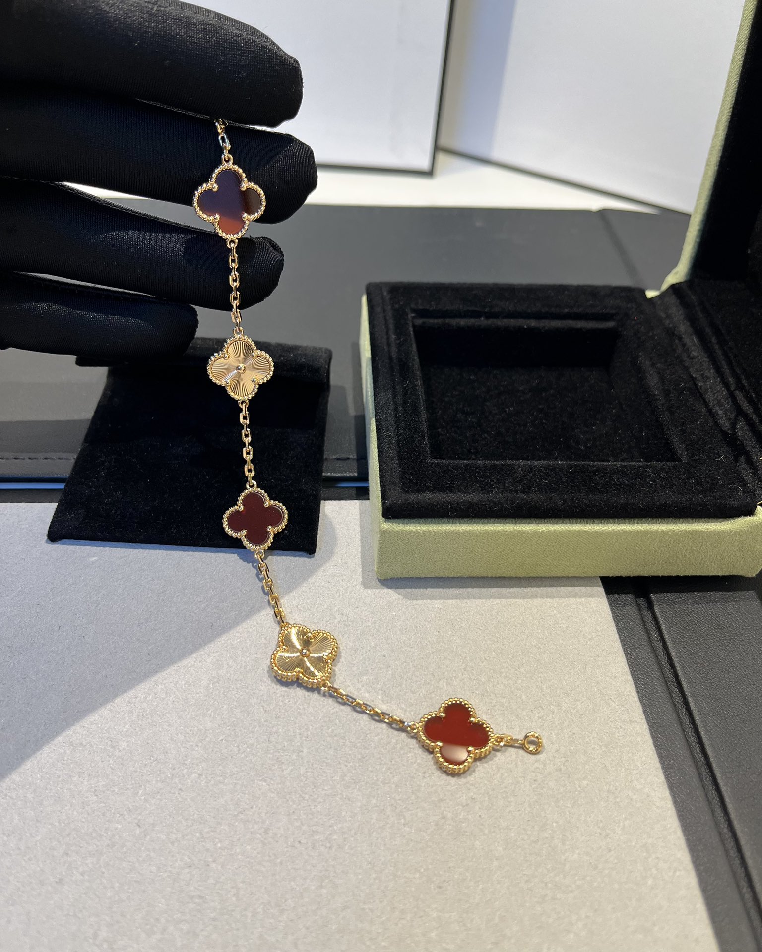 1.Alhambra Red Carnelian 5 motifs Bracelet with Laser Motifs