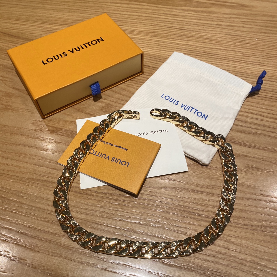 Gold Cuba Chain Necklace
