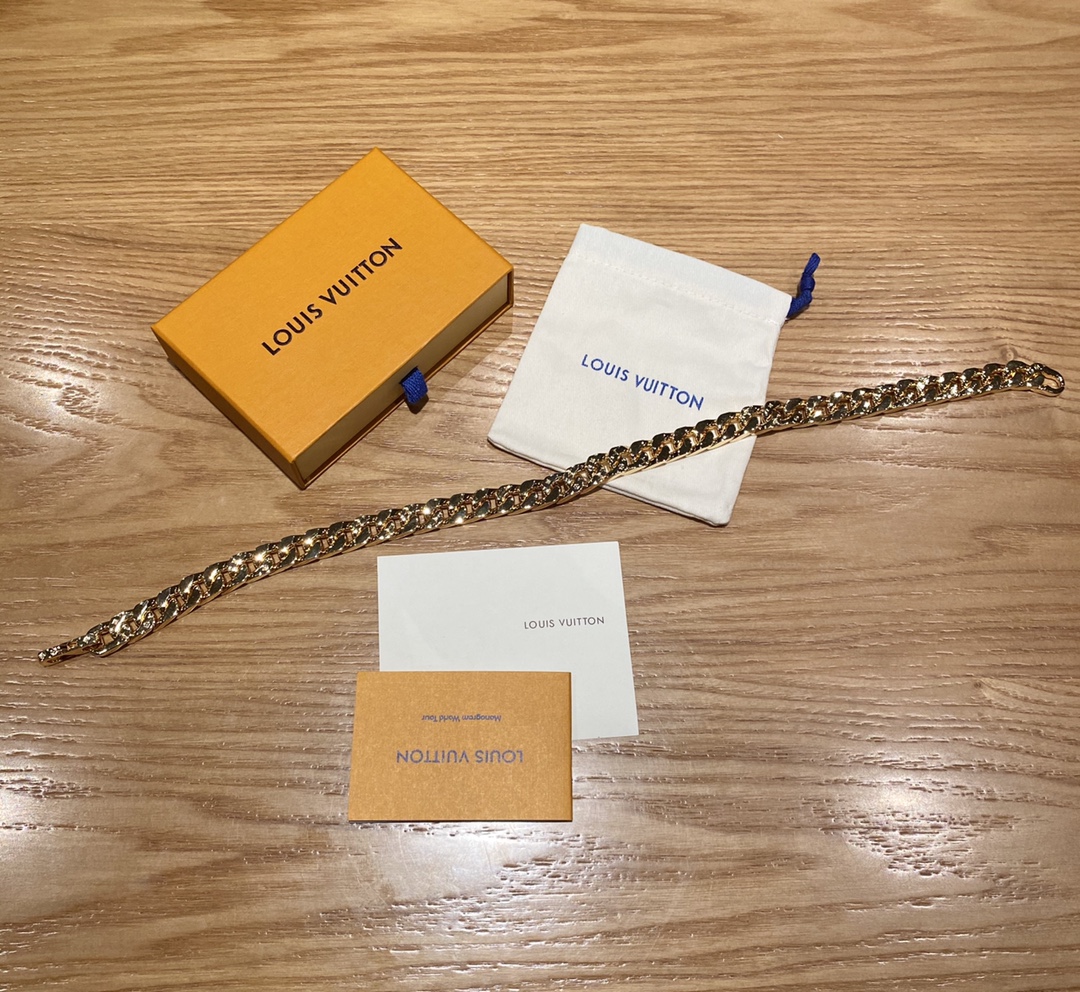 Gold Cuba Chain Necklace