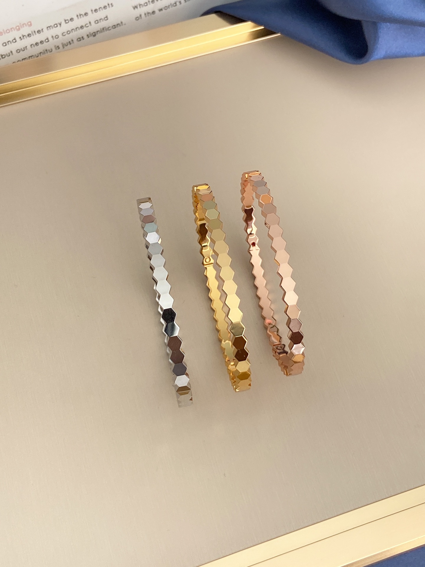 Bee Bracelet without Diamonds